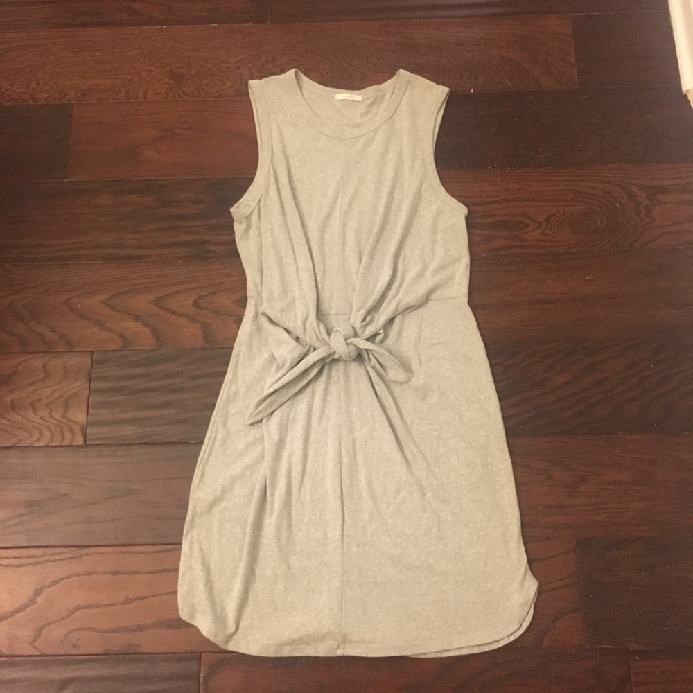 Cute Grey Sleeveless Knit Dress size L